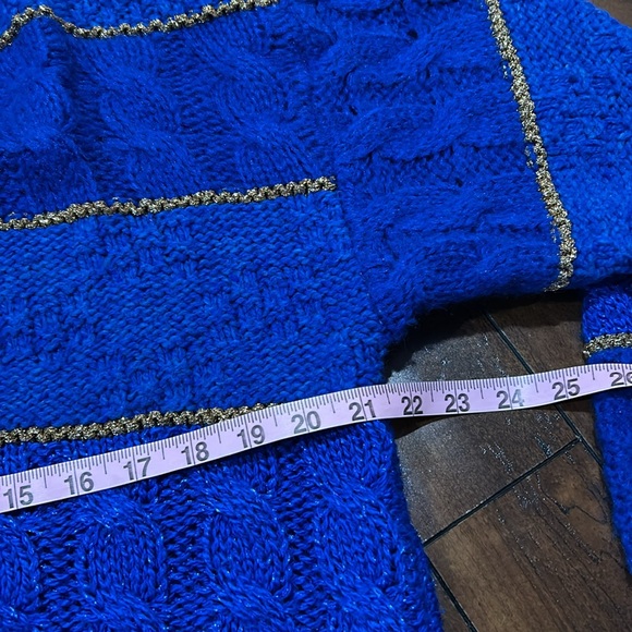 Vintage Liz Sport Blue & Gold Chunky Textured Knit Sweater - Picture 7 of 10